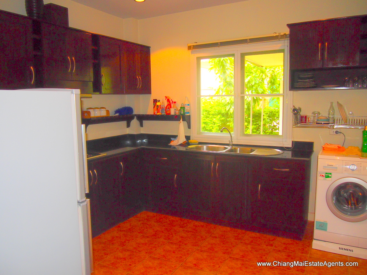 Beautifully Furnished home in Home in Park