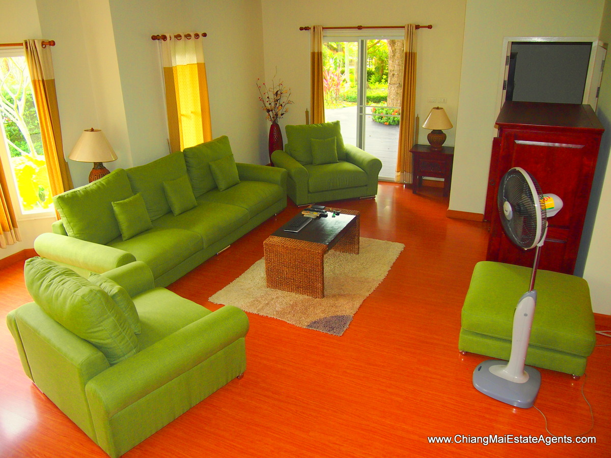 Beautifully Furnished home in Home in Park