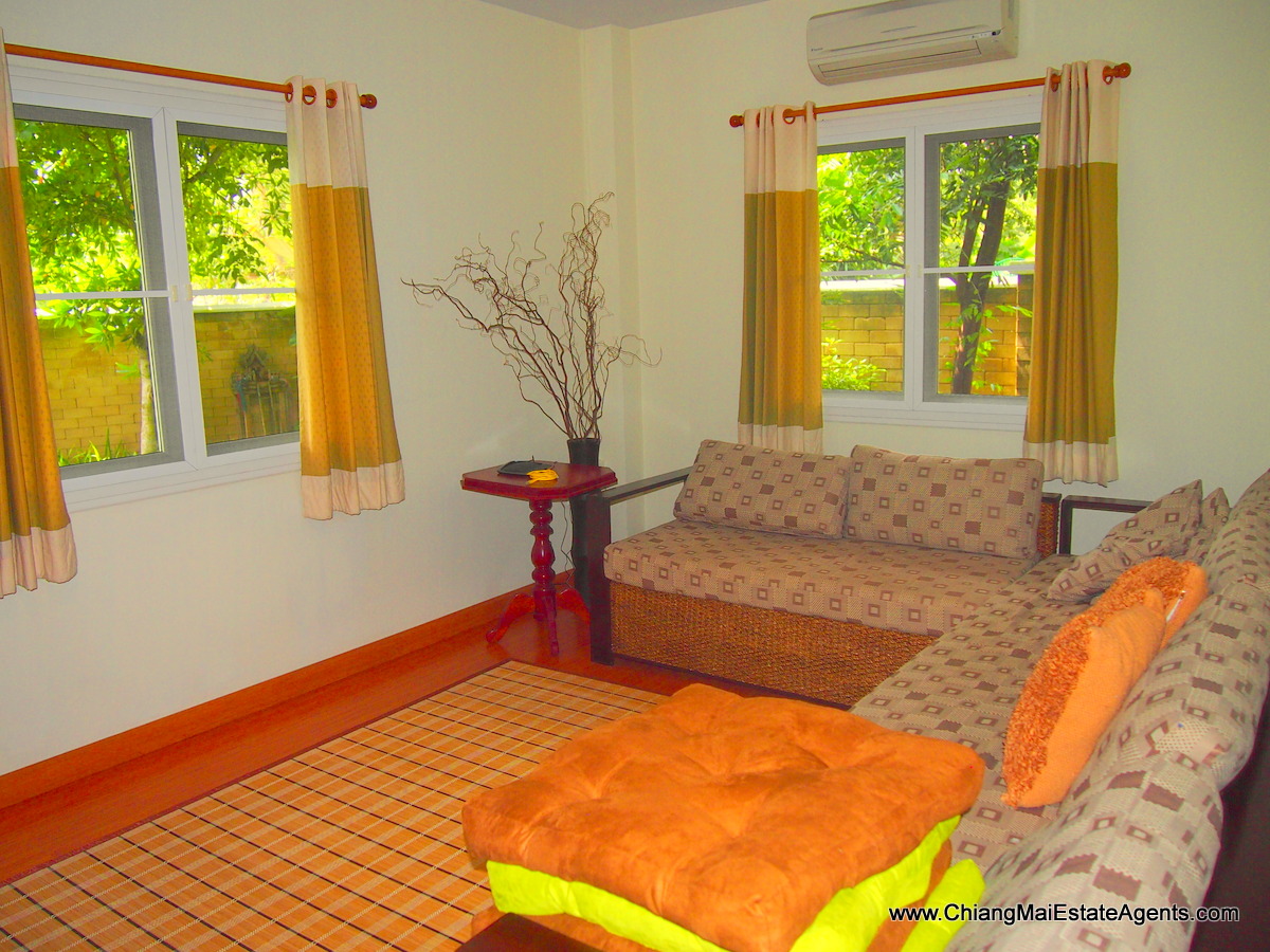 Beautifully Furnished home in Home in Park
