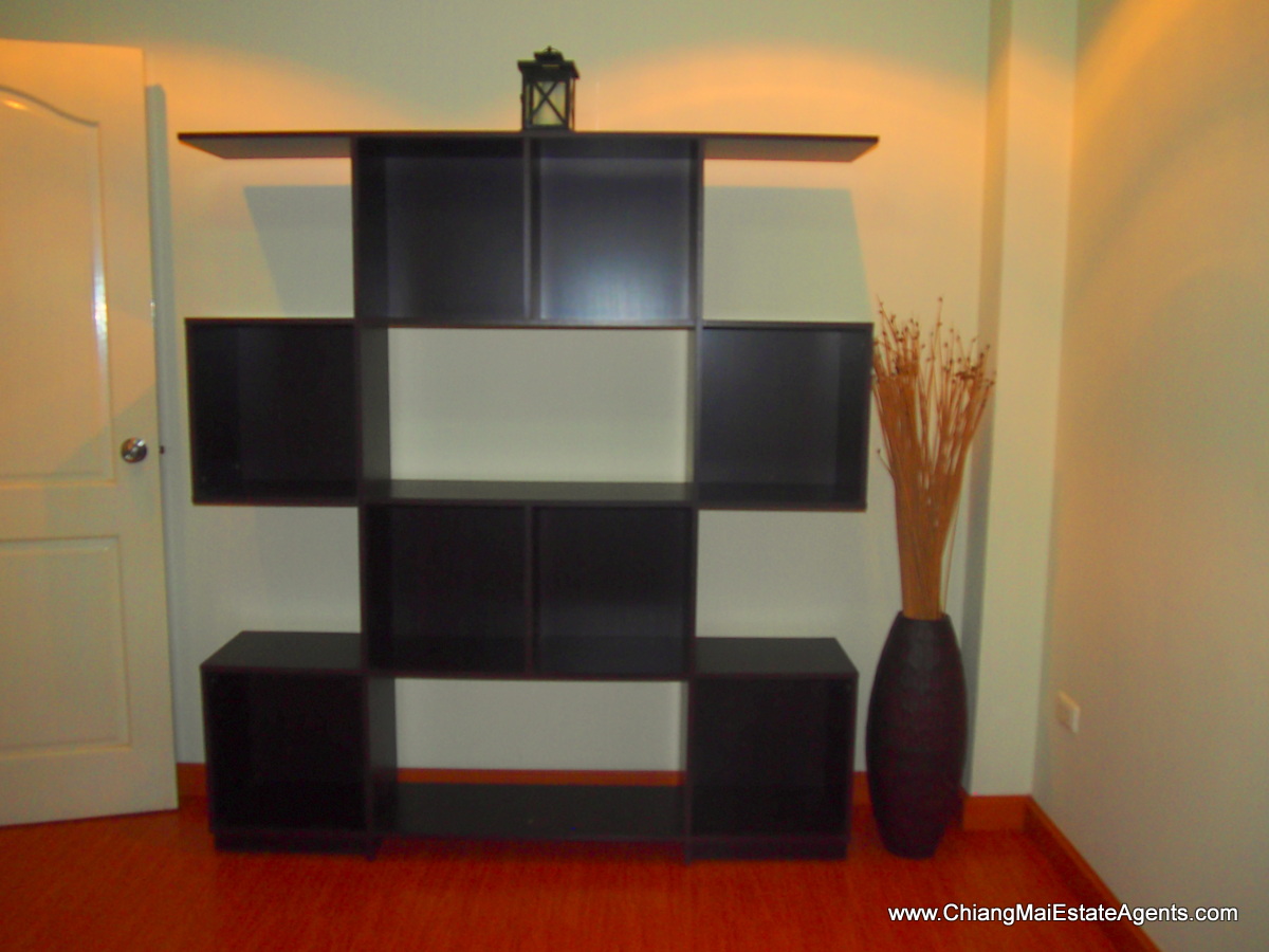 Beautifully Furnished home in Home in Park