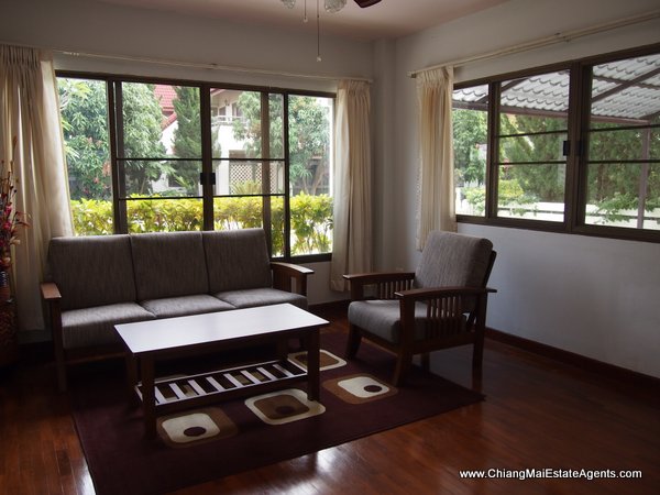 2 Houses For Rent and Sale in Nai Fun