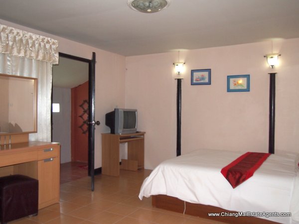 2 Houses For Rent and Sale in Nai Fun