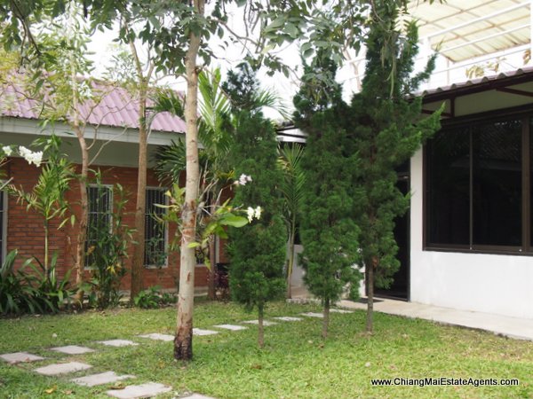 2 Houses For Rent and Sale in Nai Fun