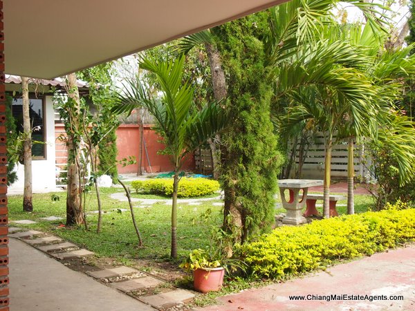 2 Houses For Rent and Sale in Nai Fun