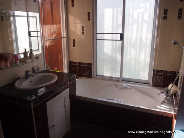 4 Bed Home + 2 Bed Maids Quarters