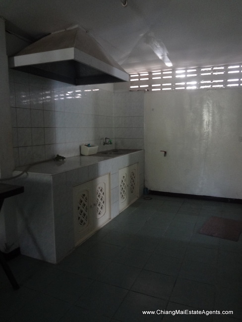 Great Value - 4 Bedroom House in Sansai