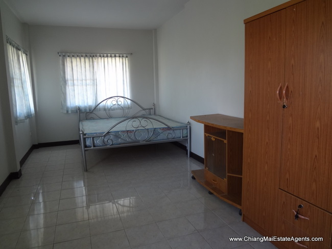 Great Value - 4 Bedroom House in Sansai