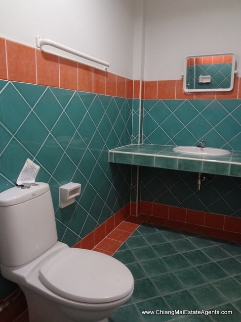 Great Value - 4 Bedroom House in Sansai