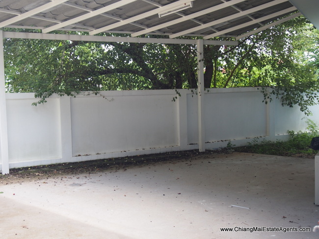 2 Bedroom Bungalow for rent in Mae Hia