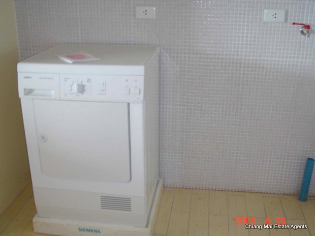 5 Bedroom House for Sale in Lanna Tara