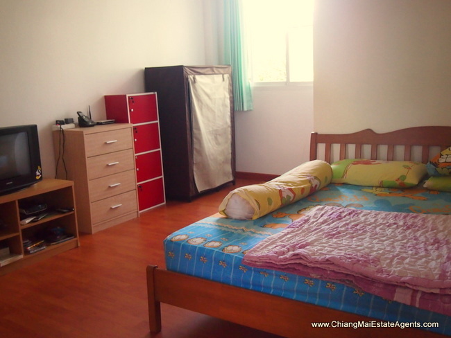 Comfortable 3 Bedroom Bungalow in Hang Dong
