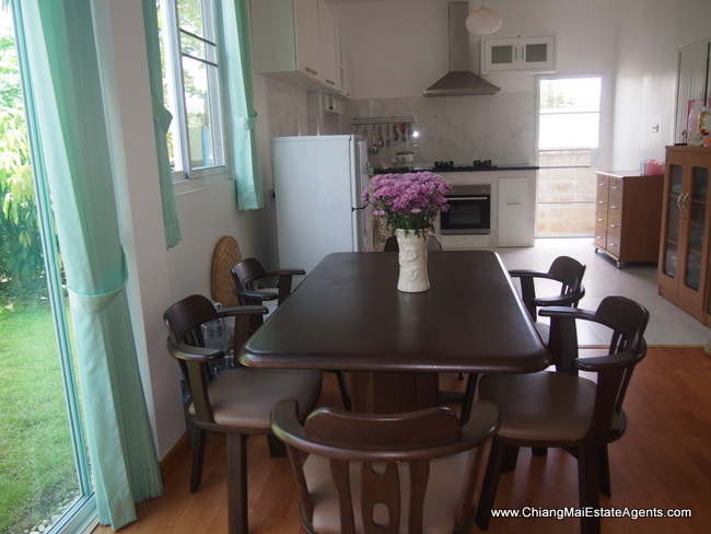 Comfortable 3 Bedroom Bungalow in Hang Dong