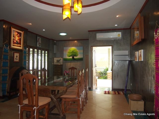3 Bedroom Bungalow in Lanna Village For Rent