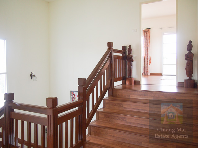 Large 4 Bed Family Home for Sale in Rungaroon