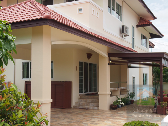 Large 4 Bed Family Home for Sale in Rungaroon