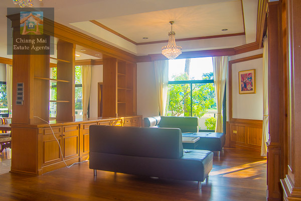 Beautiful Fully Furnished 3 Bed/ 4 Bath Home for Rent