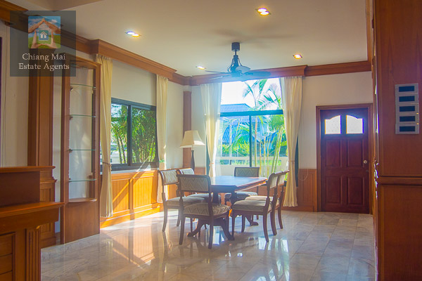 Beautiful Fully Furnished 3 Bed/ 4 Bath Home for Rent