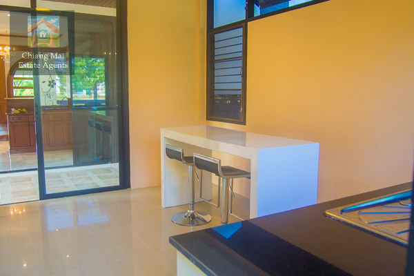 Beautiful Fully Furnished 3 Bed/ 4 Bath Home for Rent