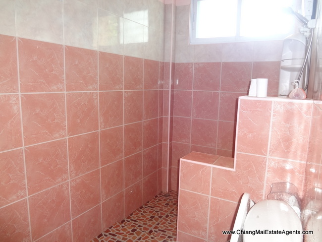 3 Bedrooms Bungalow house for rent