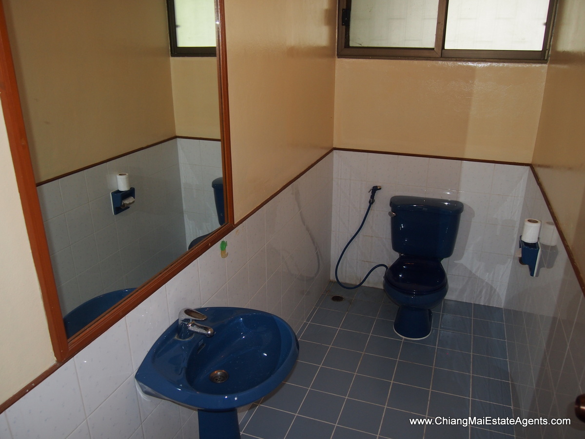 Large 3 Bedroom Home for Sale in Moo Baan Nai Fun