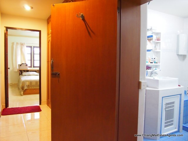 Spacious House For Sale In FaHam