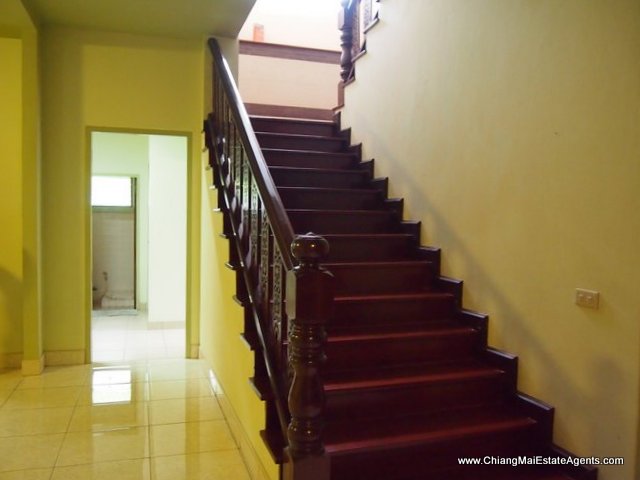 Spacious House For Sale In FaHam