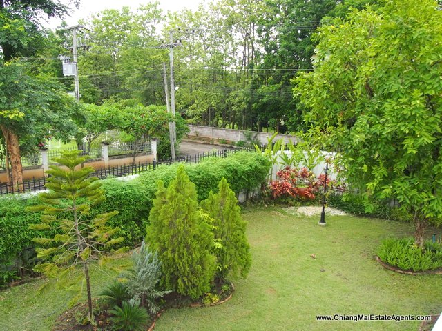 Spacious House For Sale In FaHam