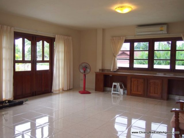 Spacious House For Sale In FaHam