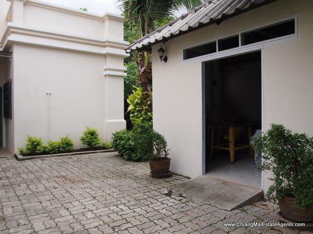 Spacious House For Sale In FaHam