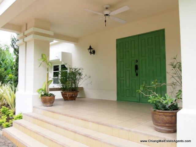 Spacious House For Sale In FaHam
