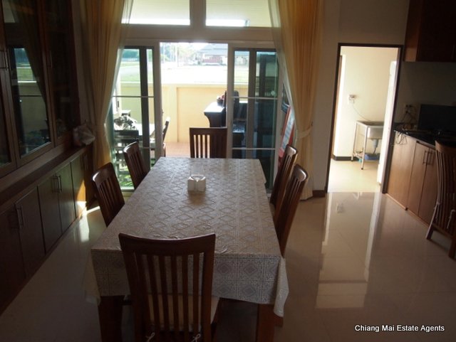 Custom Home For Sale with 3 Bedroom/ 3 Bathroom