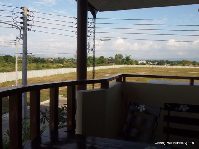 Custom Home For Sale with 3 Bedroom/ 3 Bathroom