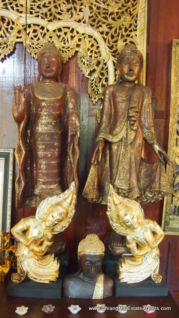 Traditional Lanna Style Home in Modern Moo Baan