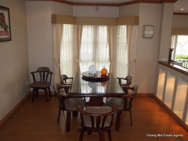 Large 4 Bedroom House in Hang Dong