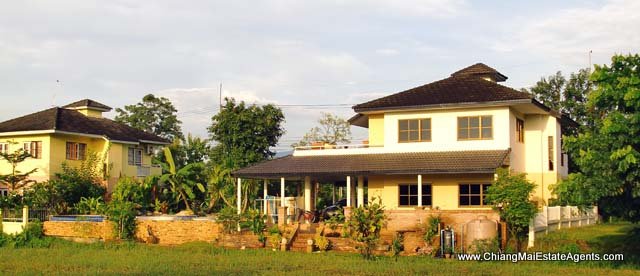 4 Bd, 4 Bth with Pool Home for Sale