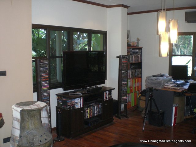 4 Bd, 4 Bth with Pool Home for Sale