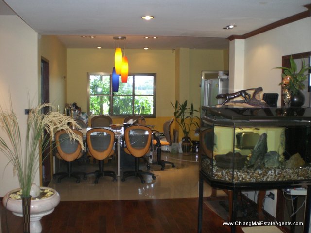 4 Bd, 4 Bth with Pool Home for Sale