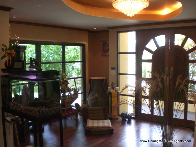 4 Bd, 4 Bth with Pool Home for Sale