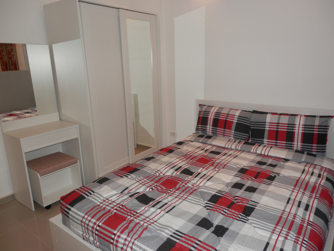 Studio Condo For Rent