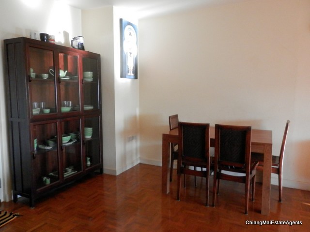 Large Riverside Condominium For Sale