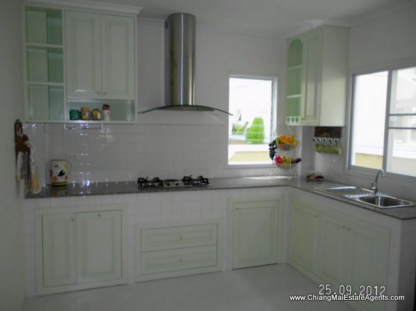 3 Bedroom Home Near Maejo University