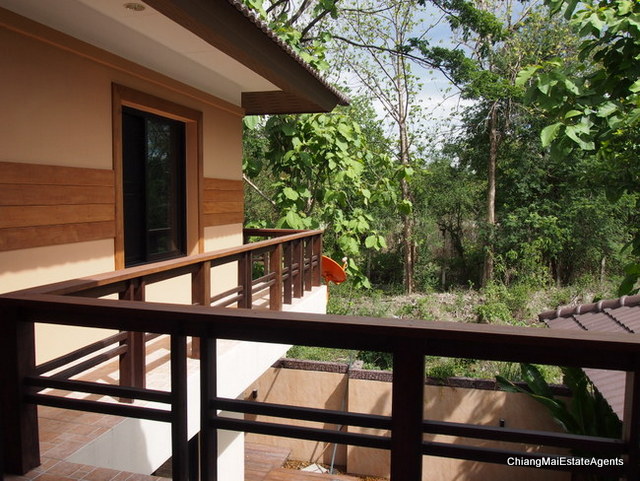 Lovely 5 Bed/ 5 Bath Home for Sale with Pool