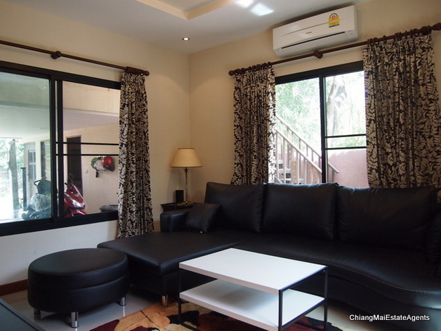 Lovely 5 Bed/ 5 Bath Home for Sale with Pool