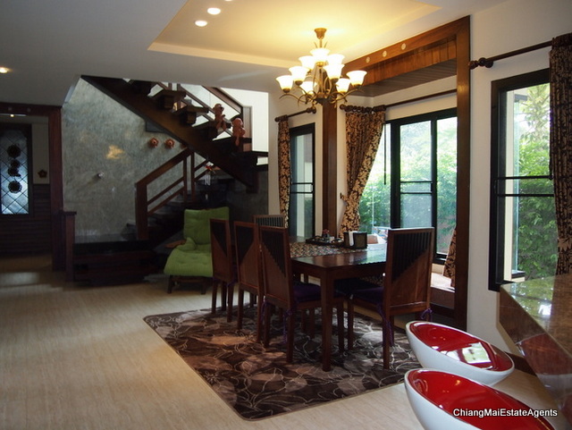 Lovely 5 Bed/ 5 Bath Home for Sale with Pool