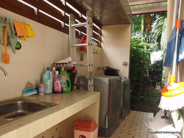 Lovely 5 Bed/ 5 Bath Home for Sale with Pool