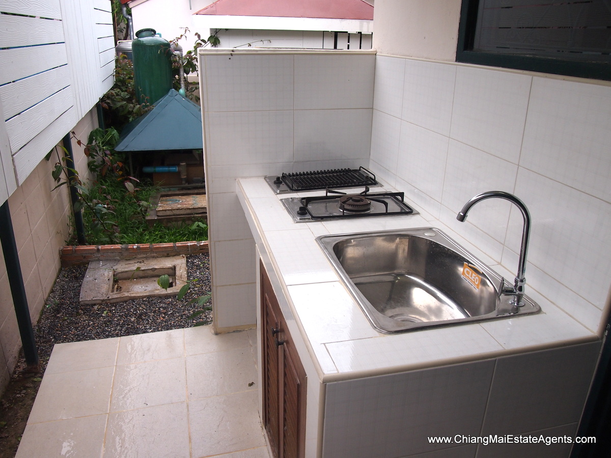 3 Bedroom Bungalow in Land and House