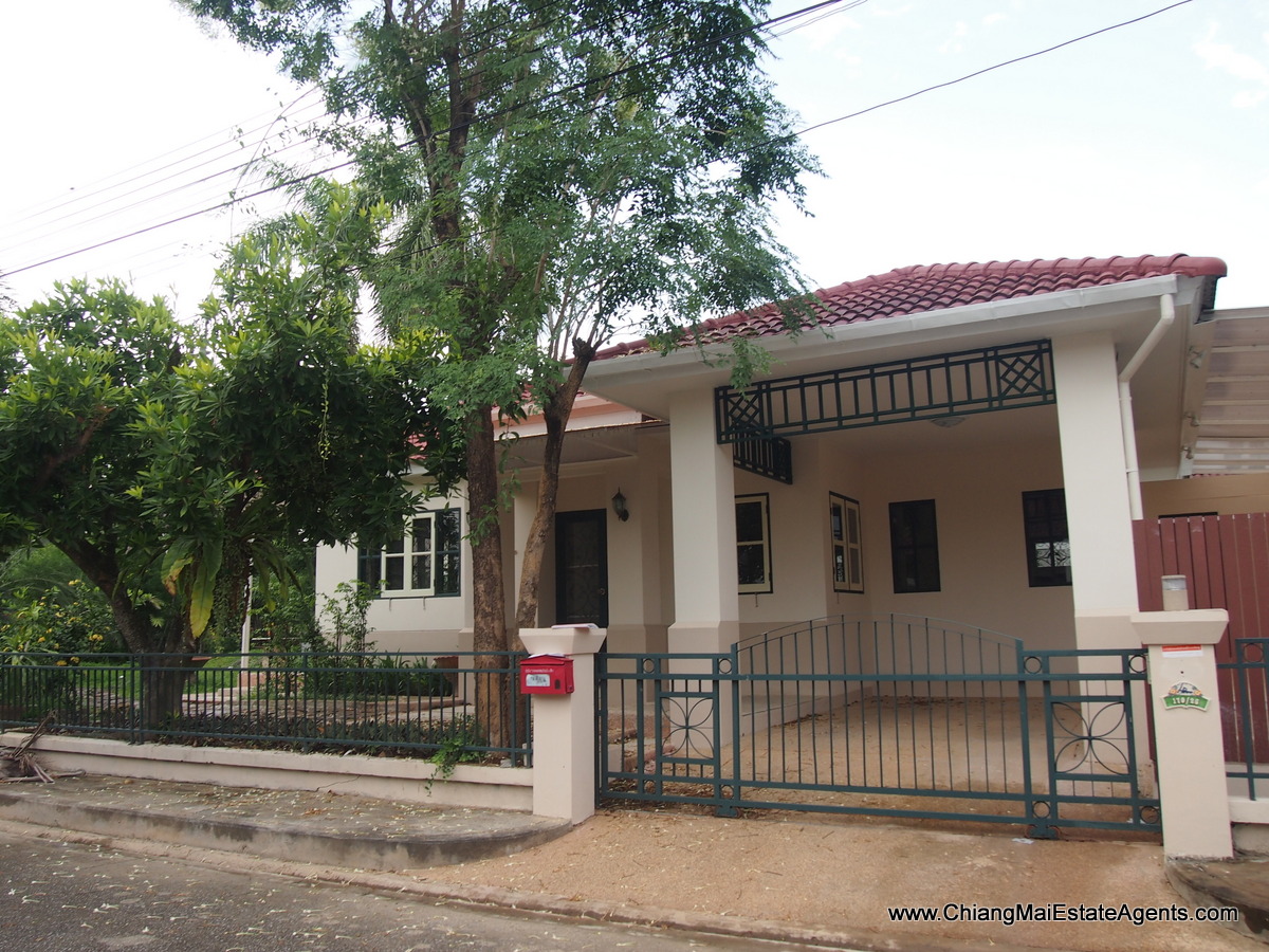 3 Bedroom Bungalow in Land and House