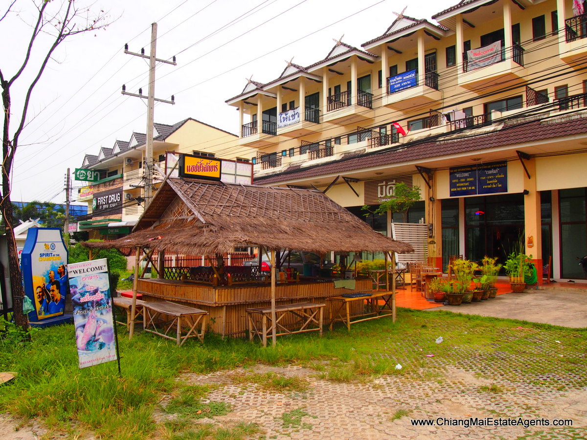 Bar and Restaurant on Canal Road
