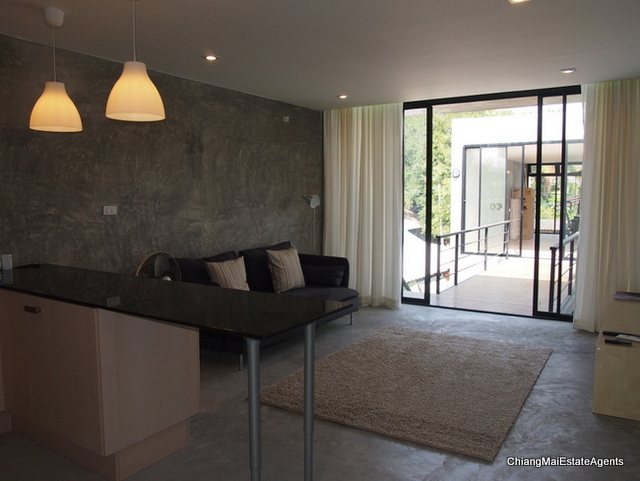 Modern Home for Sale with 3 Bedrooms/4 Bathrooms/1 Office