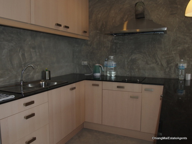 Modern Home for Sale with 3 Bedrooms/4 Bathrooms/1 Office
